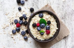 Yes, Oatmeal Is Perfectly Healthy to Have for Breakfast