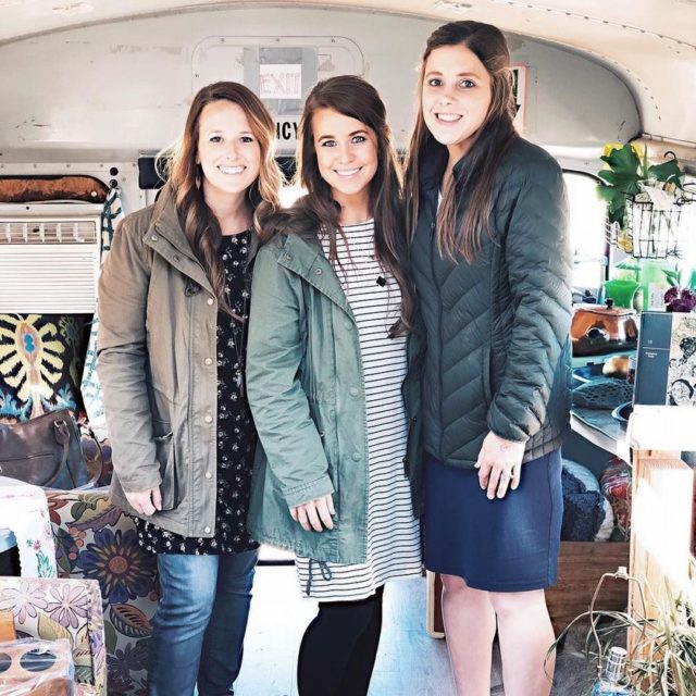 People Can't Get Over How Different Anna Duggar Looks